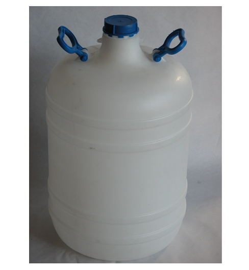 Agua destilada / Desionizada Pura 25 LTS